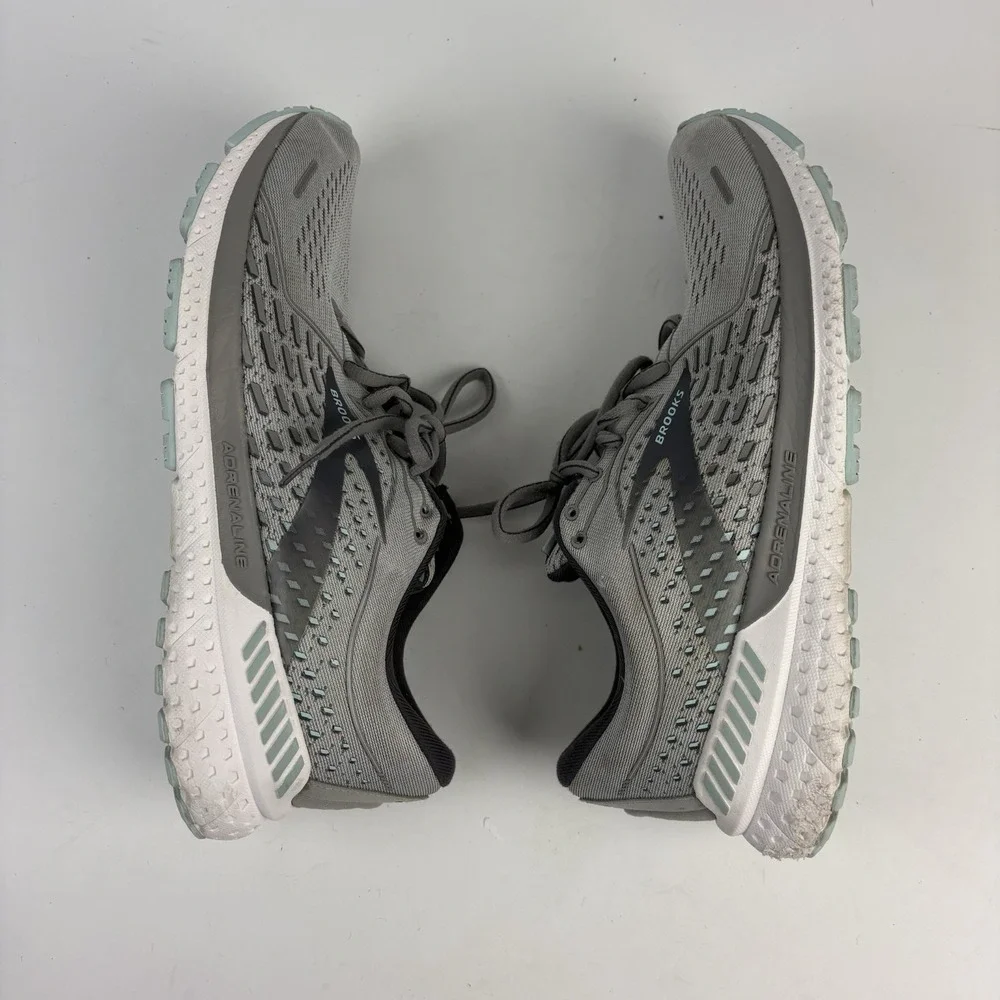 Brooks minor outsoles